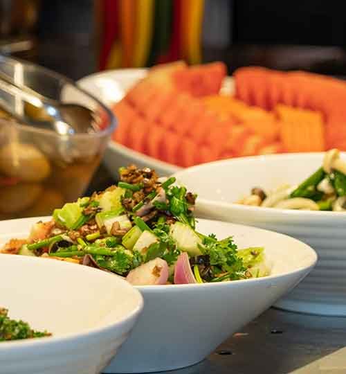 EL TORO Steakhouse Salad bar